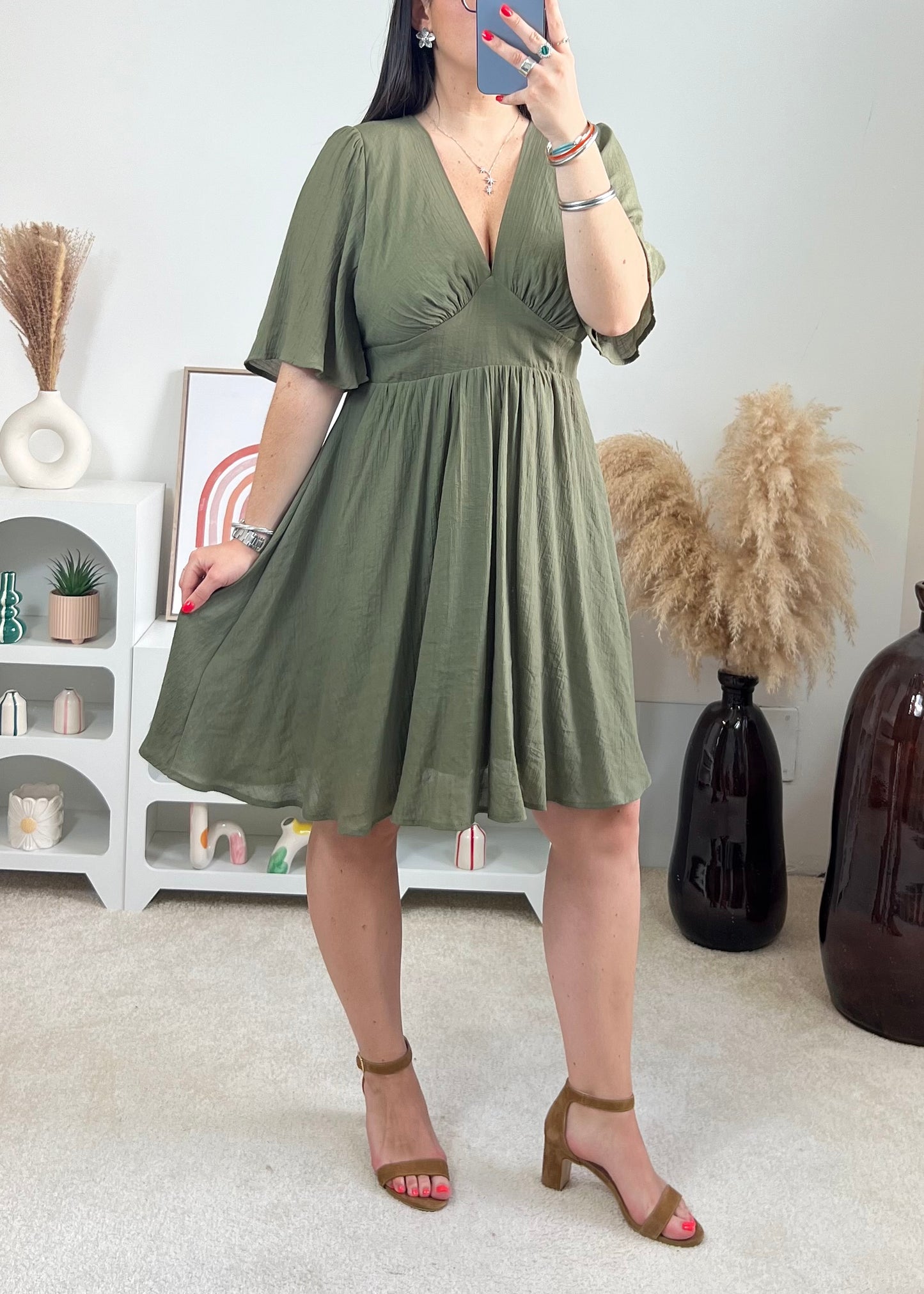 Robe Lucy Kaki