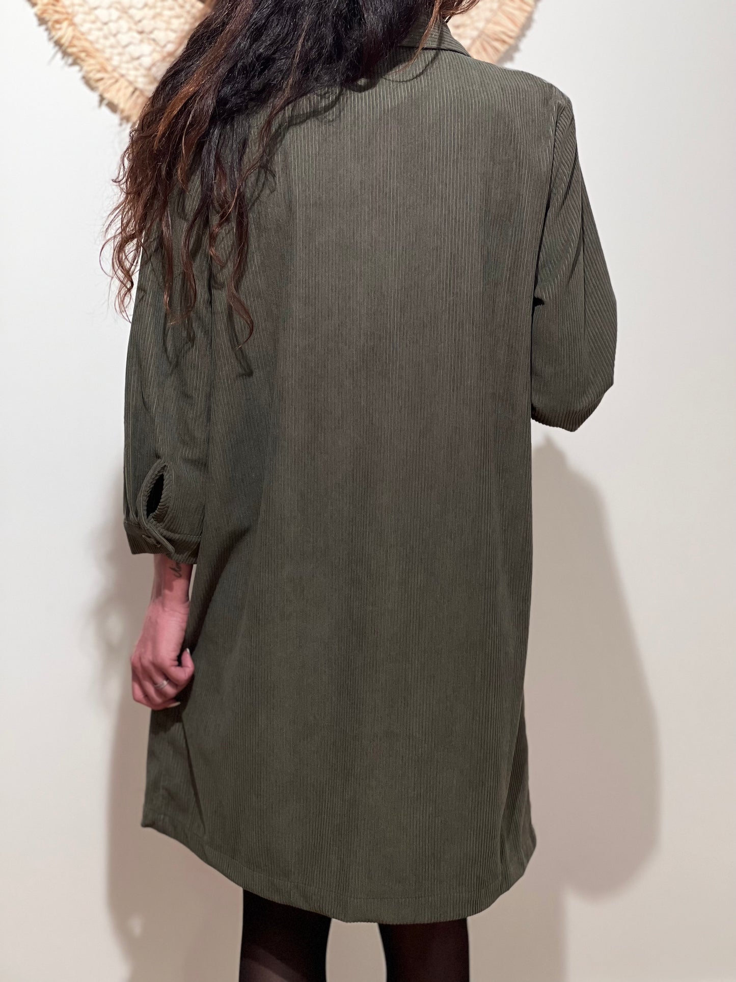 Robe Nélia Kaki